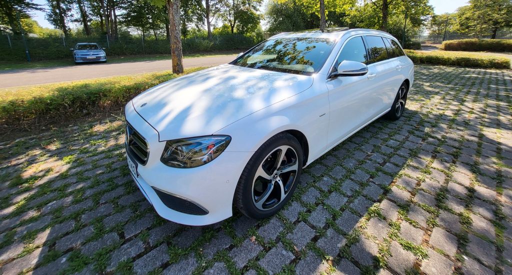 Mercedes-Benz E 200 88.000 km 26.000 &euro; Ehningen 71139