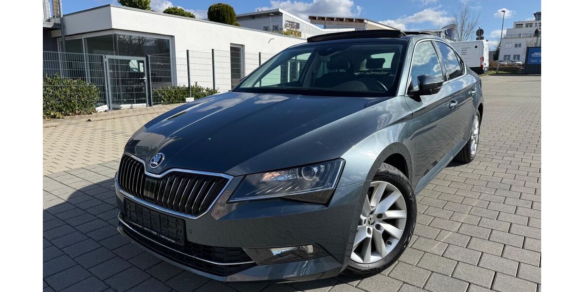 Skoda Superb 177.000 km 15.980 &euro; Holzgerlingen 71088