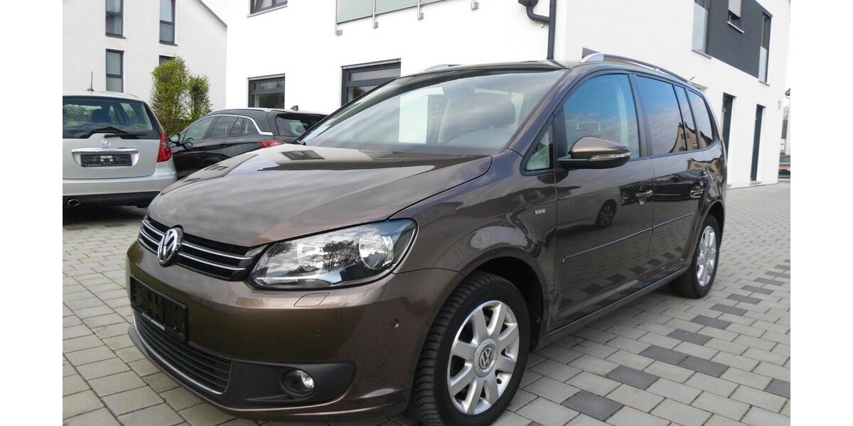 VW Touran 60.000 km 9.990 &euro; Kirchheim unter Teck 73230