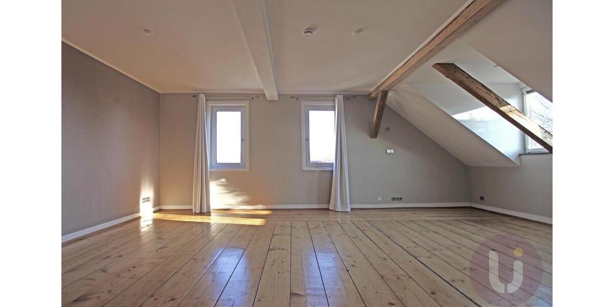 Maisonettenwohnung Nürtingen - 4.5 Zimmer, 165 m&sup2;, 1.510&euro; | Angebot:24751970