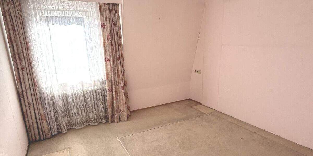 Einfamilienhaus Filderstadt Bonlanden - 7 Zimmer, 147 m&sup2;, 495.000&euro; | Angebot:25834562