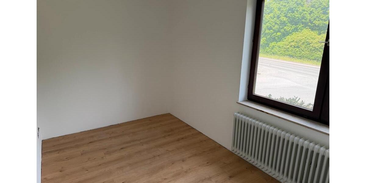 Etagenwohnung Rottenburg am Neckar - 4 Zimmer, 113 m&sup2;, 890&euro; | Angebot:26679237