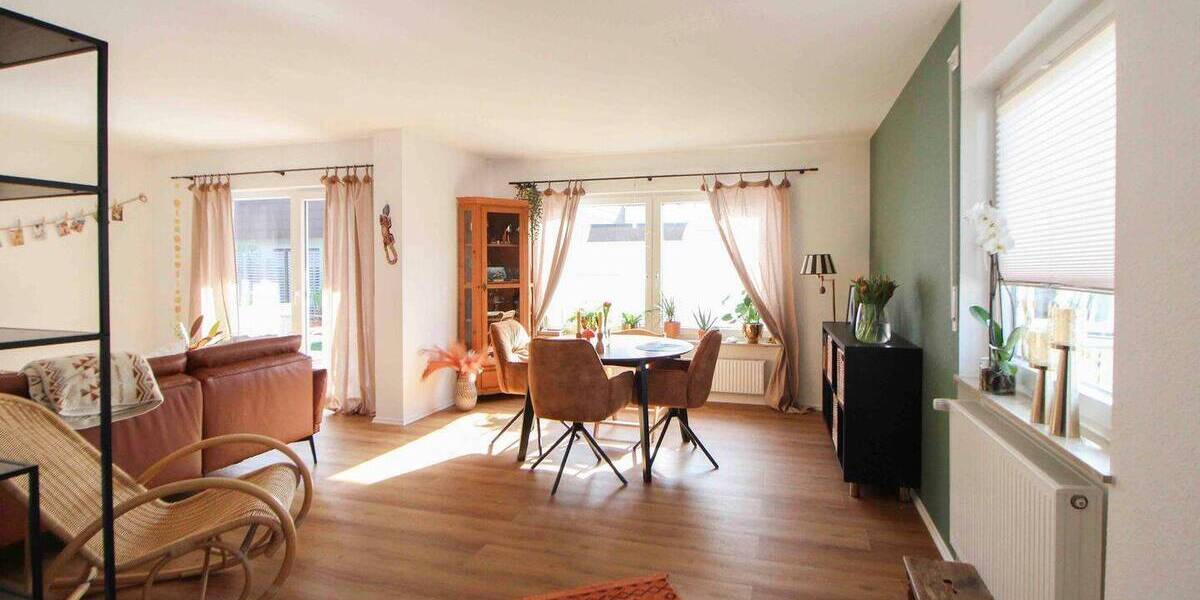 Mehrfamilienhaus, Wohnhaus Wolfschlugen - 5 Zimmer, 779.000&euro; | Angebot:25938970
