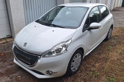 Peugeot 208 63.437 km 4.100 &euro; Böblingen 70567
