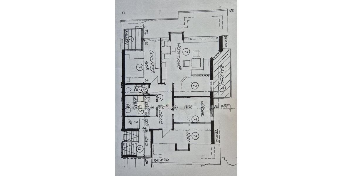 Dachgeschoßwohnung Erkenbrechtsweiler - 3 Zimmer, 94 m&sup2;, 269.000&euro; | Angebot:25202143