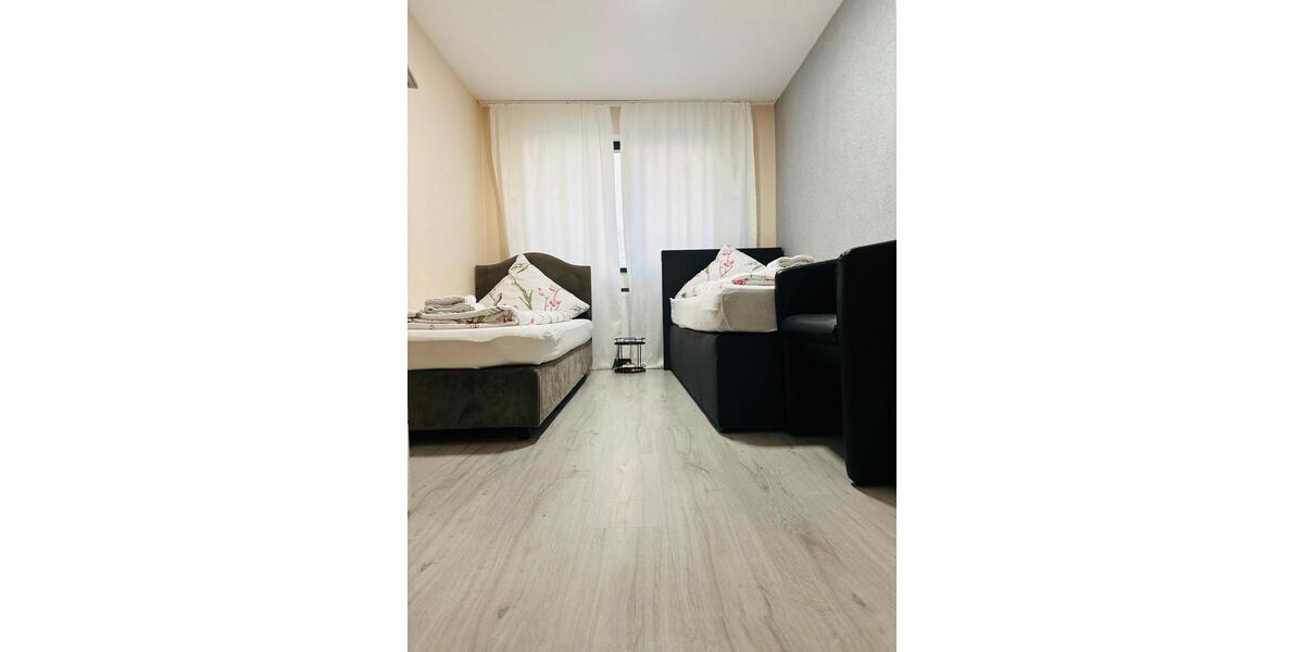 Villa Gammertingen - 17 Zimmer, 370 m&sup2;, 709.950&euro; | Angebot:25925739