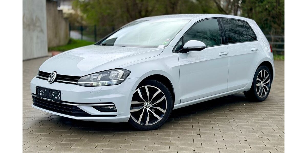 VW Golf 146.000 km 12.490 &euro; Pfullingen 72793