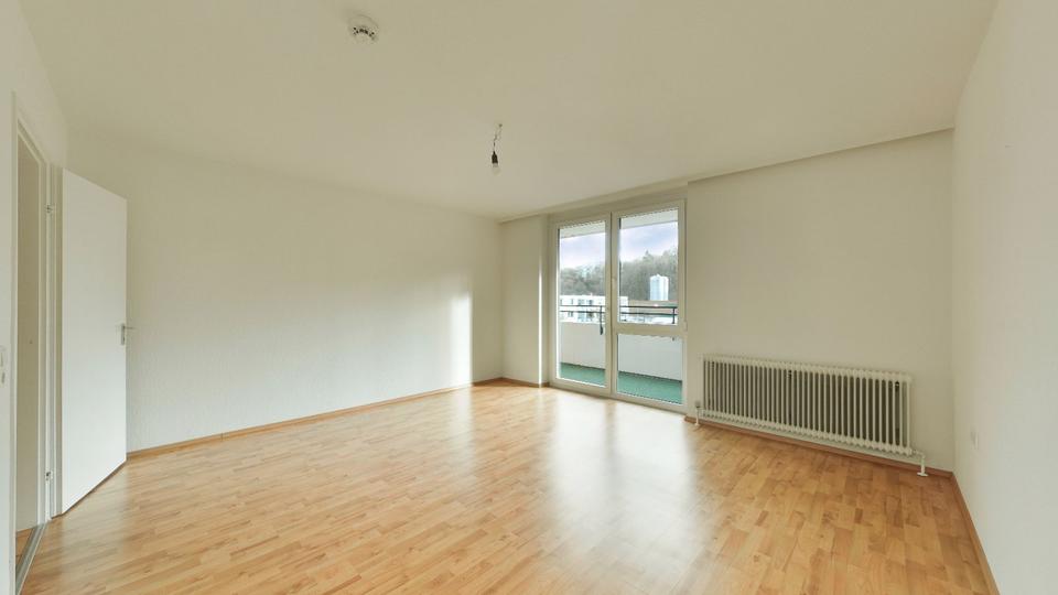 Etagenwohnung Reutlingen Orschel-Hagen - 3 Zimmer, 101 m&sup2;, 1.400&euro; | Angebot:26613956