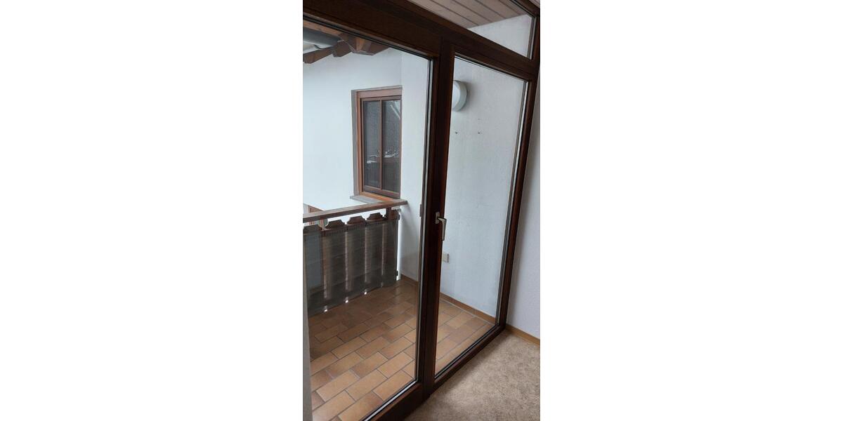 Dachgeschoßwohnung Trochtelfingen - 4 Zimmer, 98 m&sup2;, 580&euro; | Angebot:24756263