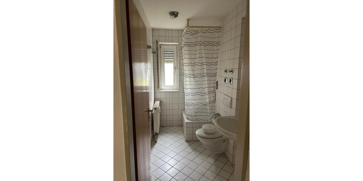 Erdgeschoßwohnung Esslingen am Neckar Oberesslingen - 1 Zimmer, 30 m&sup2;, 700&euro; | Angebot:26256418