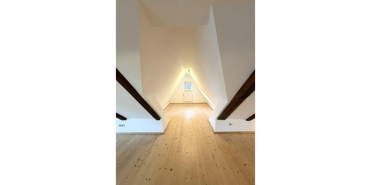Loft - Studio - Atelier Esslingen am Neckar - 3.5 Zimmer, 105 m&sup2;, 1.400&euro; | Angebot:27619738