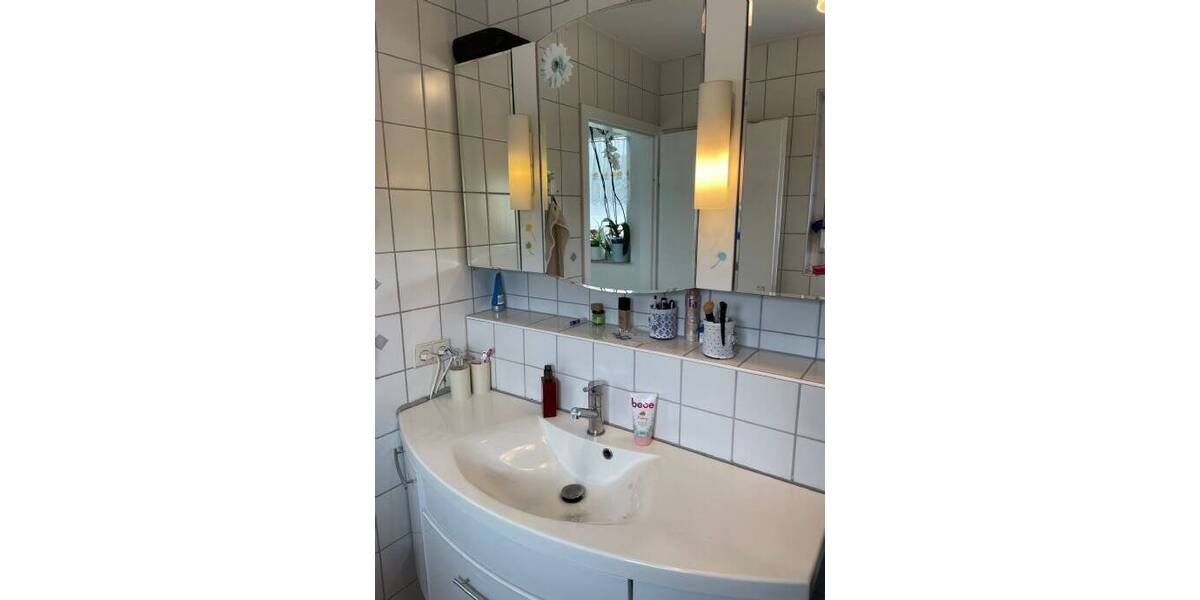 Etagenwohnung Nürtingen Oberensingen - 4 Zimmer, 90 m&sup2;, 299.000&euro; | Angebot:25773635