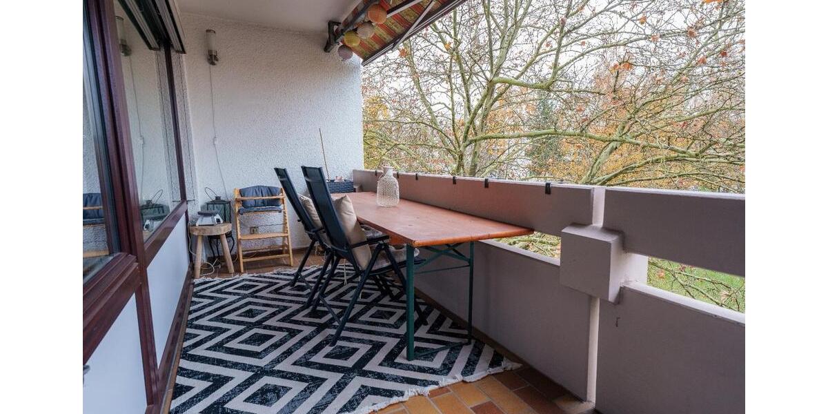 Etagenwohnung Sindelfingen Sindelfingen (Stadt) - 4.5 Zimmer, 104 m&sup2;, 1.700&euro; | Angebot:26024462