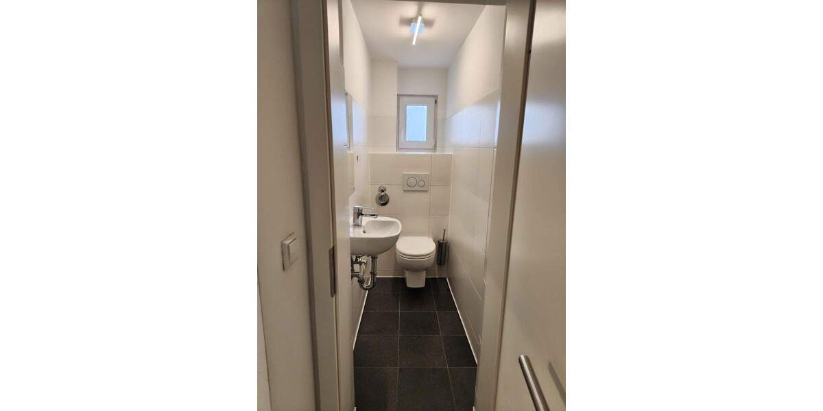 Etagenwohnung Reutlingen Rommelsbach - 3 Zimmer, 90 m&sup2;, 349.900&euro; | Angebot:25657484