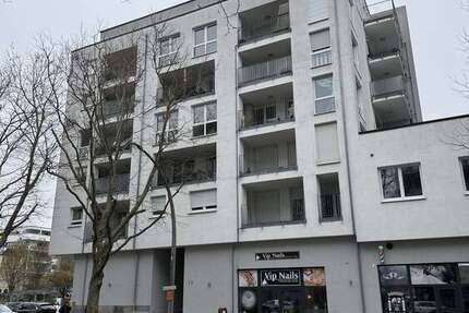 Wohnung Sindelfingen - 3.5 Zimmer, 108 m&sup2;, 1.750&euro; | Angebot:26083807