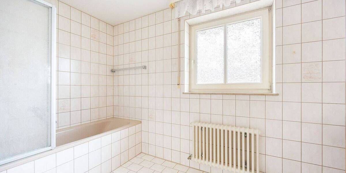 Reihenmittelhaus Reutlingen Rommelsbach - 5 Zimmer, 120 m&sup2;, 399.000&euro; | Angebot:25928960