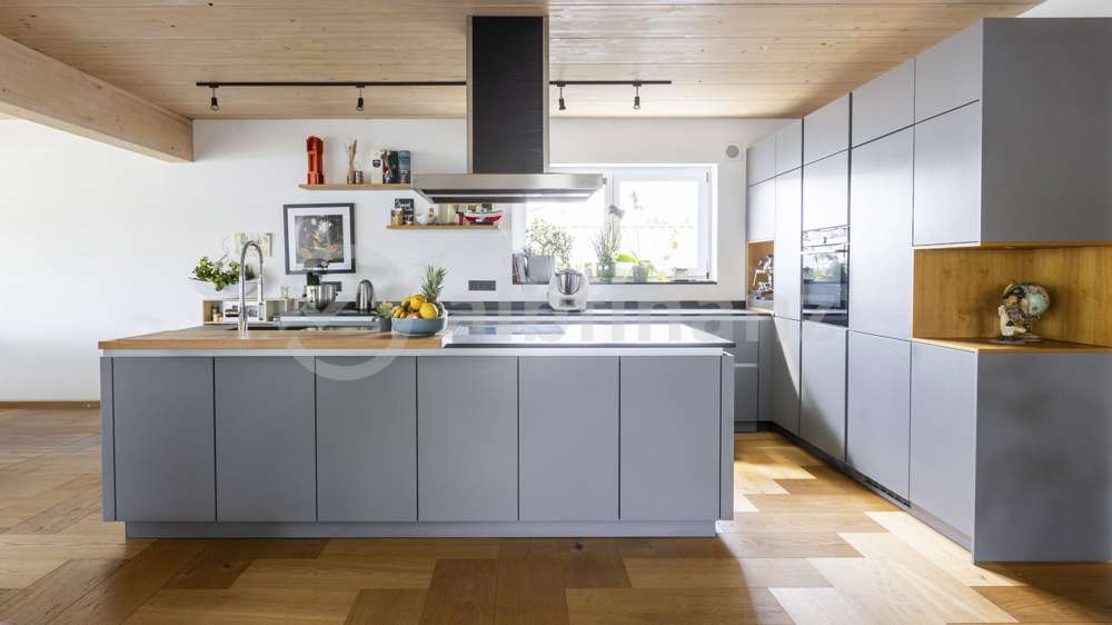 Gewerbeobjekt Pfullingen - 1.300.000&euro; | Angebot:25459063