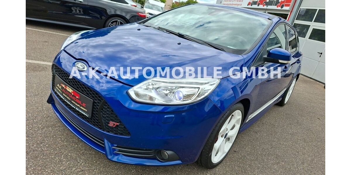 Ford Focus 217.339 km 6.599 &euro; Deizisau 73779