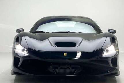 Ferrari F8 Tributo 4.940 km 319.990 &euro; Köngen 73257