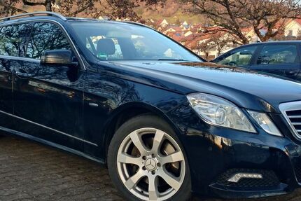 Mercedes-Benz E 250 193.000 km 7.990 &euro; Herrenberg 71083