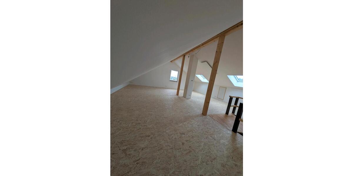 Maisonettenwohnung Denkendorf - 4.5 Zimmer, 120 m&sup2;, 2.100&euro; | Angebot:26574195