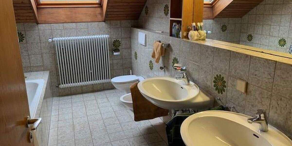 Einfamilienhaus Reutlingen-Gönningen Gönningen - 6 Zimmer, 190 m&sup2;, 790.000&euro; | Angebot:25728332