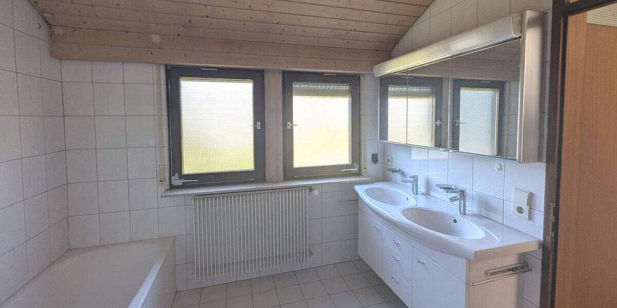 Einfamilienhaus Herrenberg Gültstein - 5 Zimmer, 160 m&sup2;, 559.000&euro; | Angebot:25796477