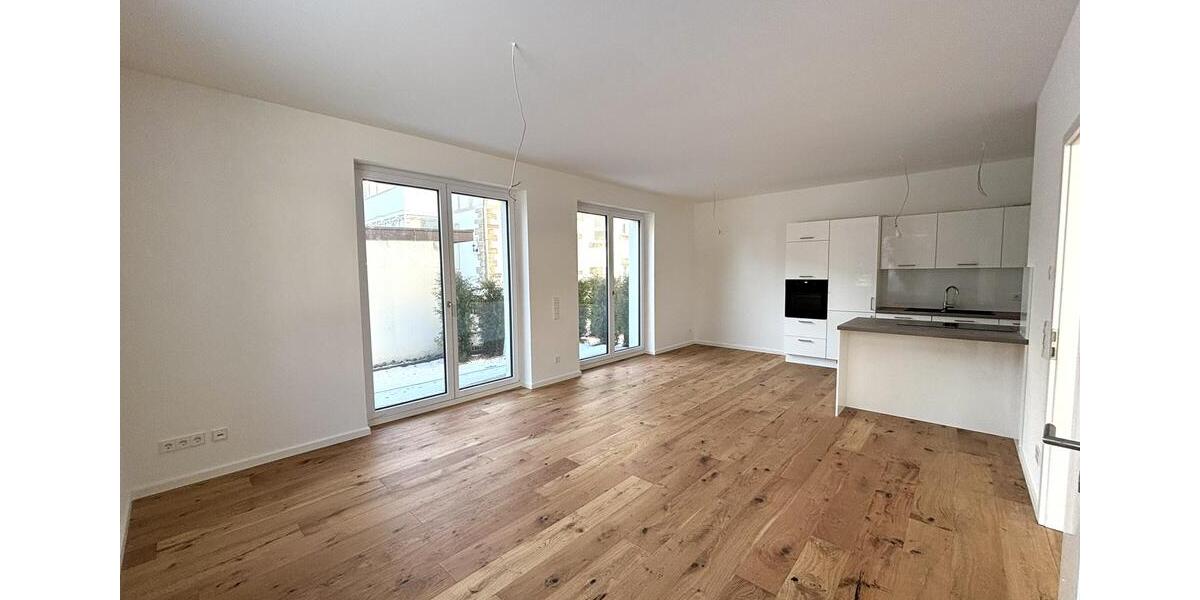 Erdgeschoßwohnung Sindelfingen - 2 Zimmer, 89 m&sup2;, 1.280&euro; | Angebot:25854092