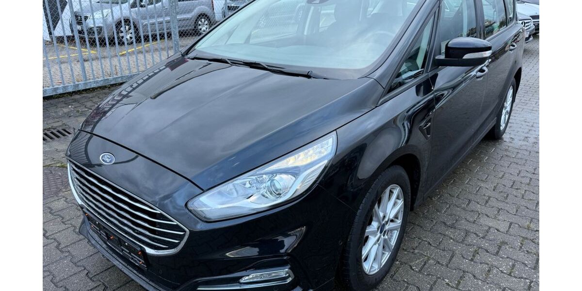 Ford S-Max 103.000 km 19.600 &euro; Nufringen 71154