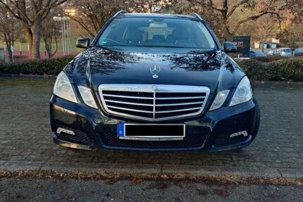 Mercedes-Benz E 250 195.000 km 6.990 &euro; Herrenberg 71083