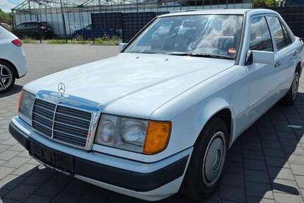 Mercedes-Benz 230 165.757 km 5.950 &euro; Ofterdingen 72131