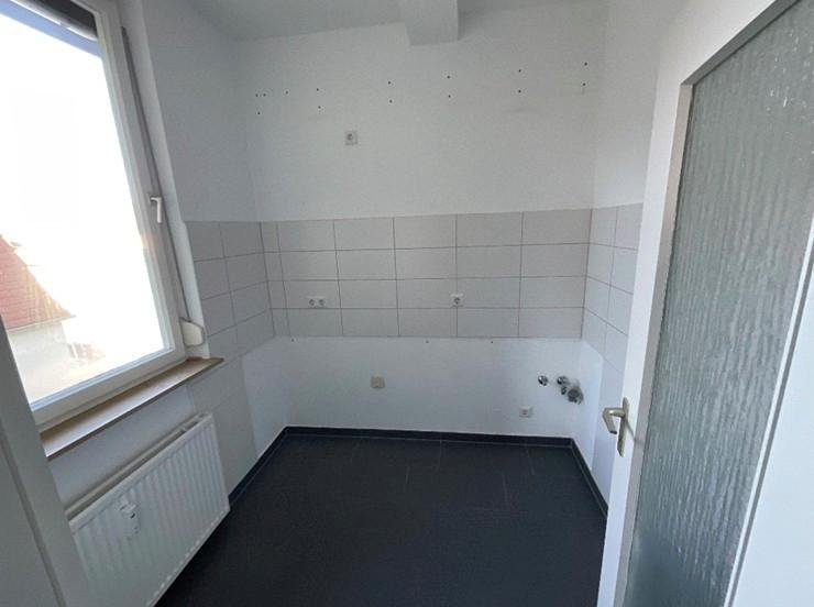 Dachgeschoßwohnung Esslingen am Neckar Pliensauvorstadt - 2 Zimmer, 52 m&sup2;, 477&euro; | Angebot:25960097