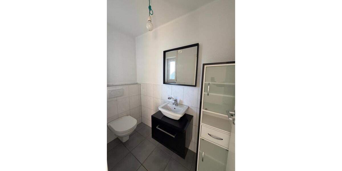 Doppelhaushälfte Herrenberg - 7 Zimmer, 156 m&sup2;, 2.280&euro; | Angebot:25818930