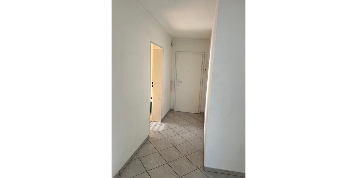 Etagenwohnung Böblingen - 3 Zimmer, 70 m&sup2;, 920&euro; | Angebot:25765772