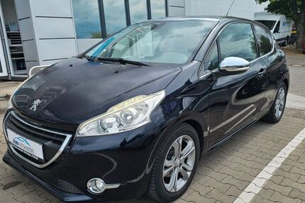 Peugeot 208 96.000 km 6.199 &euro; Reutlingen 72766