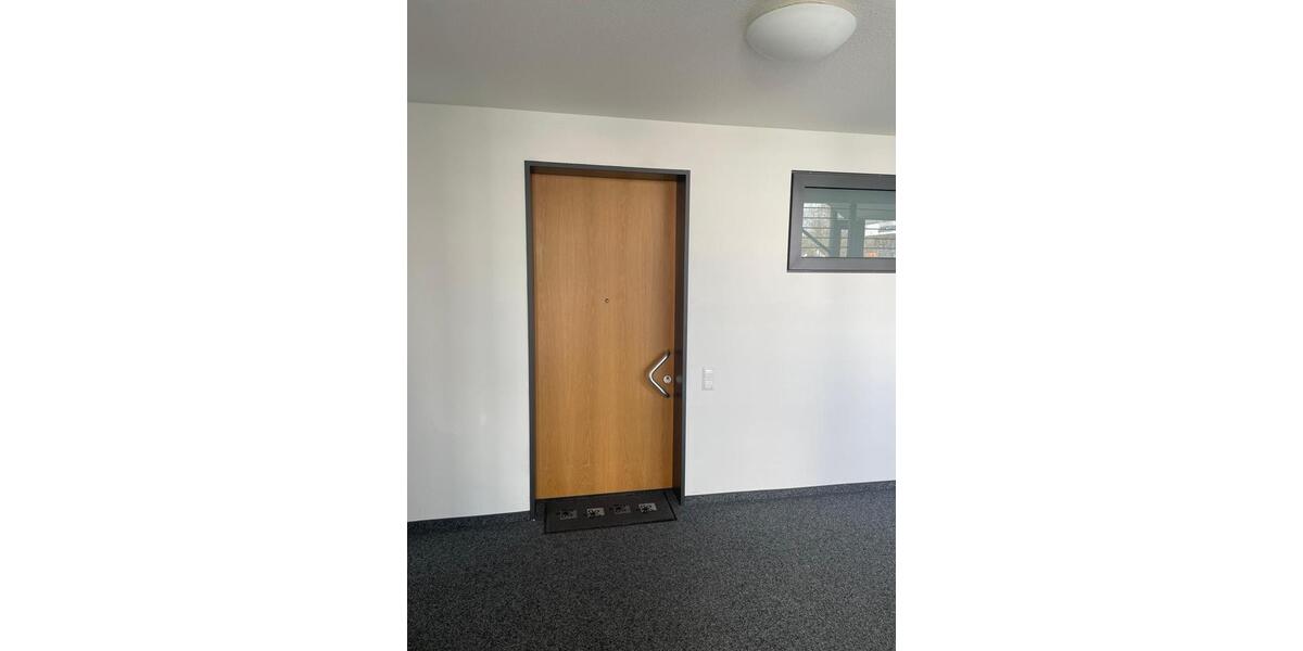 Etagenwohnung Denkendorf - 3 Zimmer, 83 m&sup2;, 1.270&euro; | Angebot:25948432