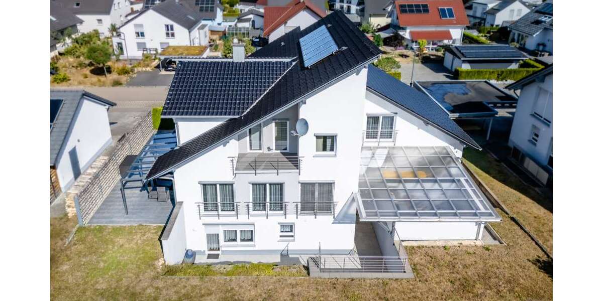 Einfamilienhaus Münsingen - 9 Zimmer, 291 m&sup2;, 895.000&euro; | Angebot:27355362