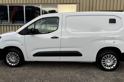 Toyota Proace City (Verso) 3.400 km 18.990 &euro; Hohenstein-Bernloch 72531