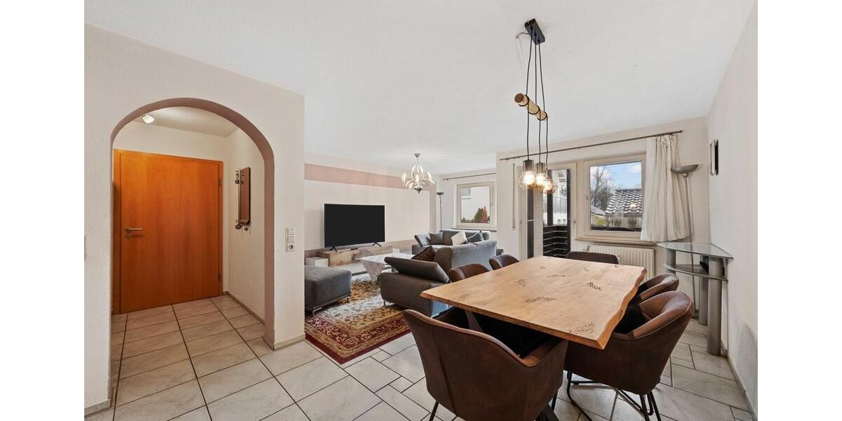 Etagenwohnung Reutlingen Sondelfingen - 3.5 Zimmer, 80 m&sup2;, 265.000&euro; | Angebot:26067355