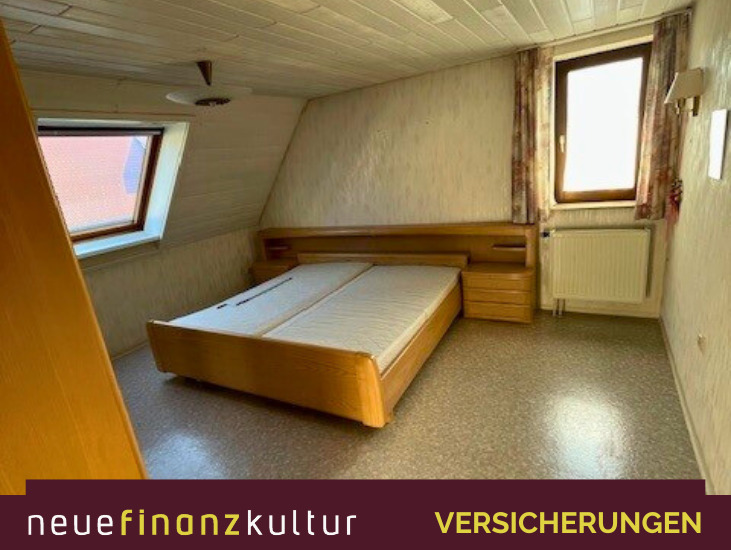 Mehrfamilienhaus, Wohnhaus Römerstein Zainingen - 7 Zimmer, 198 m&sup2;, 395.000&euro; | Angebot:25675314