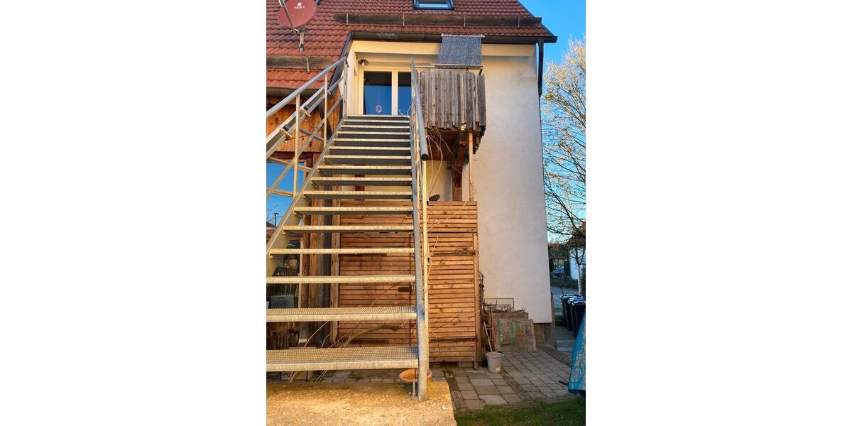 Etagenwohnung Gäufelden - 4.5 Zimmer, 144 m&sup2;, 1.600&euro; | Angebot:25594070