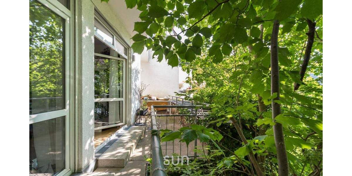 Terrassenwohnung Bad Urach - 2 Zimmer, 85 m&sup2;, 215.000&euro; | Angebot:25737393