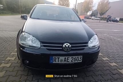 VW Golf 227.000 km 2.490 &euro; Bad Urach 72574