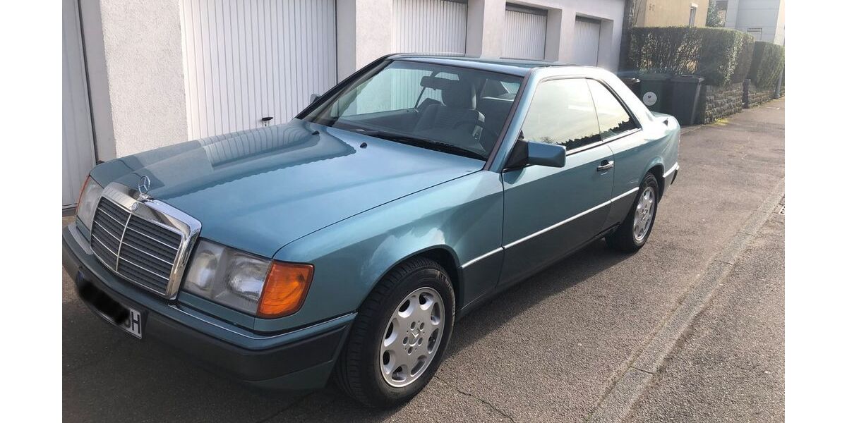 Mercedes-Benz CE 220 181.000 km 17.500 &euro; Echterdingen 70771