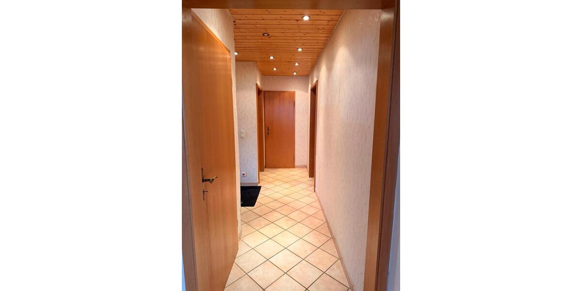 Einfamilienhaus Hohenstein - 5 Zimmer, 139 m&sup2;, 1.500&euro; | Angebot:26637819