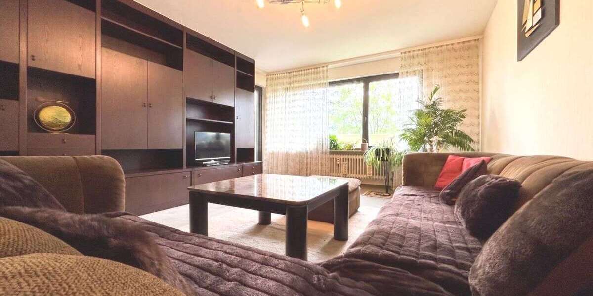 Etagenwohnung Böblingen - 3 Zimmer, 100 m&sup2;, 250.000&euro; | Angebot:27685739