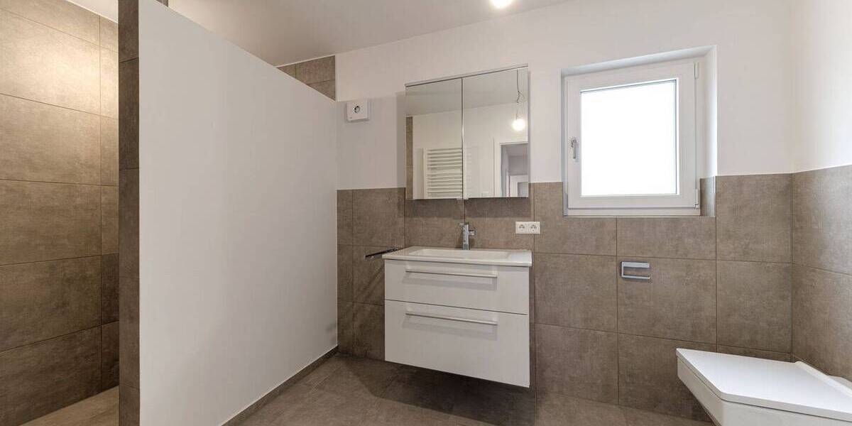 Etagenwohnung Gärtringen - 3 Zimmer, 75 m&sup2;, 1.350&euro; | Angebot:26703765