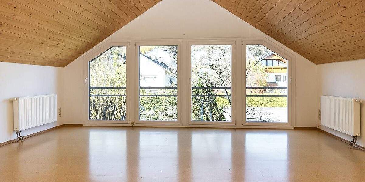 Einfamilienhaus Gammertingen - 7 Zimmer, 190 m&sup2;, 330.000&euro; | Angebot:25741523