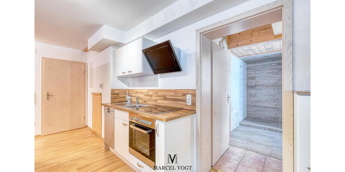 Einfamilienhaus Hülben - 8.5 Zimmer, 337 m&sup2;, 4.620&euro; | Angebot:23816966