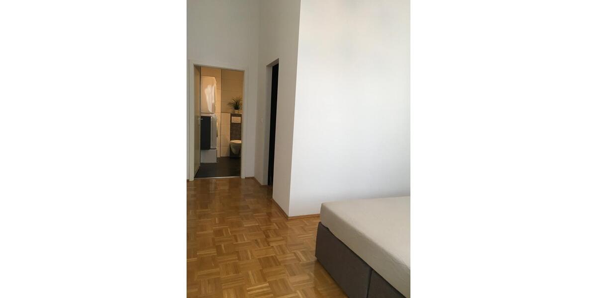 Loft - Studio - Atelier Esslingen am Neckar Brühl - 2.5 Zimmer, 95 m&sup2;, 1.440&euro; | Angebot:25875437